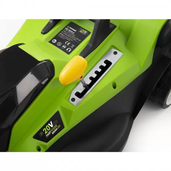 Sekačka FIELDMANN FZR 70375-0 2x20V + 2x Akumulátor 8Ah FDUZ 79080 + Nabíječka FDUZ 79110