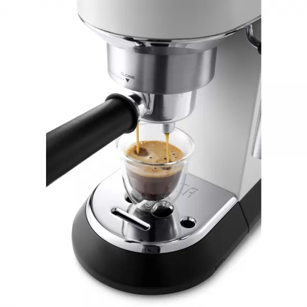 ESPRESSO PÁKOVÉ DE'LONGHI EC685.W