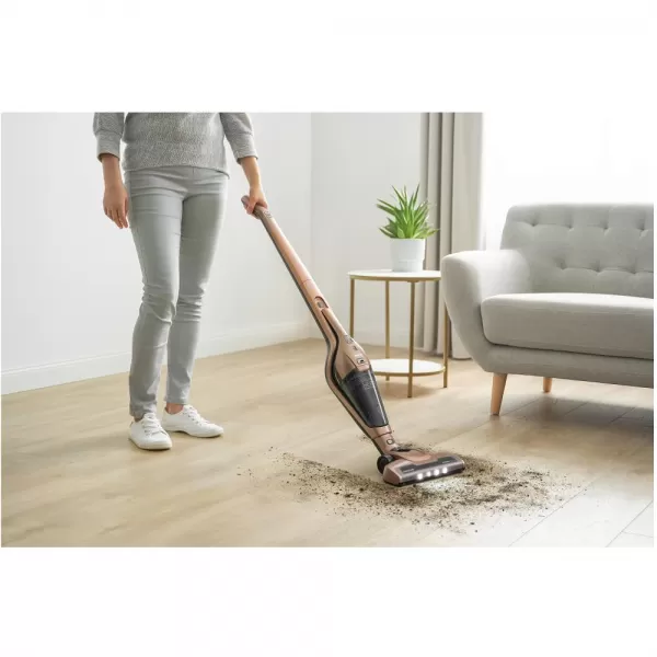 Tyčový vysavač 3 v 1 SENCOR SVC 0606GD