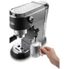 ESPRESSO PÁKOVÉ DE'LONGHI EC685.BK